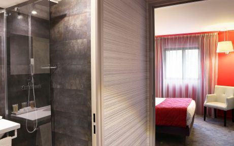 Cuarto de bano hotel Allegro Paris 12